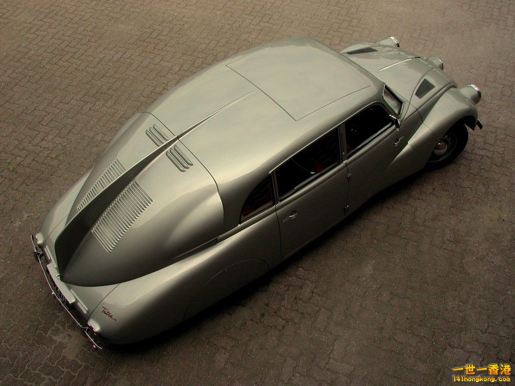 1935 tatra T77 .jpg