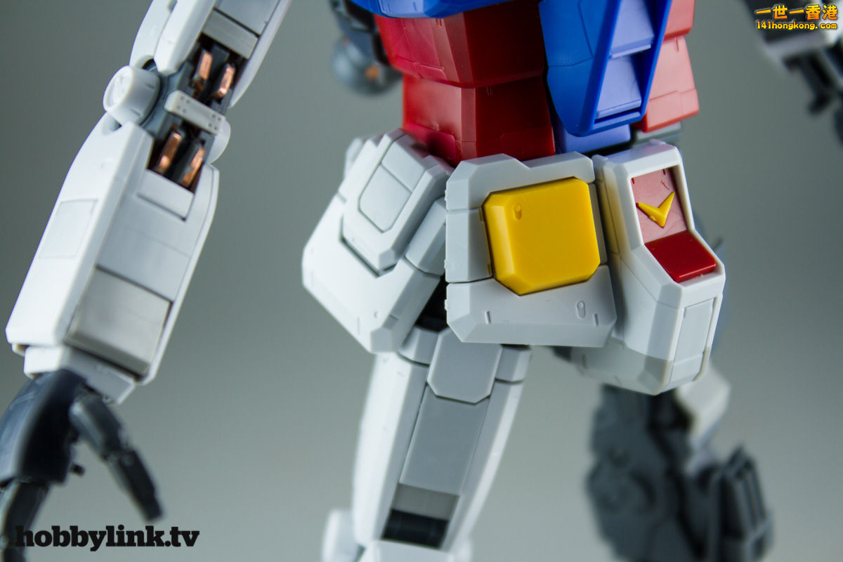 1-100-MG-Gundam-RX-78-2-Ver.3.0-5.jpg