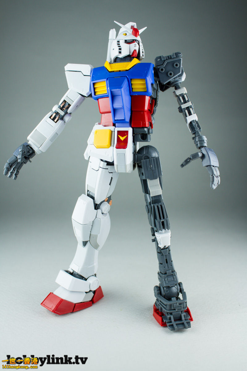 1-100-MG-Gundam-RX-78-2-Ver.3.0-11.jpg