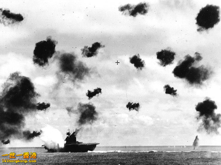 One of the two torpedo hits made by Hiryū\'s aircraft on Yorktown.jpg