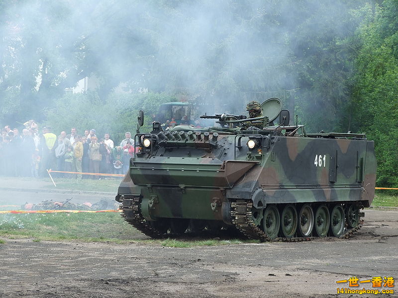 Lithuanian army M113 during a military show..jpg