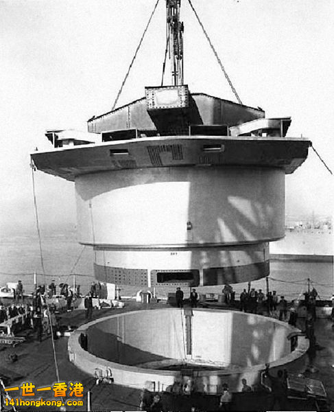 One of Washington\'s main gun turrets is installed upon the ship; note ho.jpg