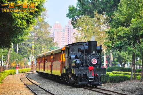 stamp train3.jpg