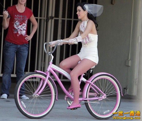 bike-Katy_Perry3.jpg