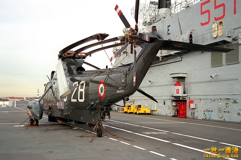 SH-3 Sea King on deck.jpg