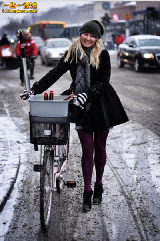 Winter Copenhagen Cycle Chic.jpg