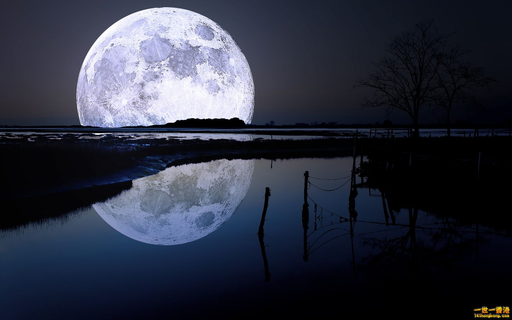 moon-silent-at-its-best.jpg
