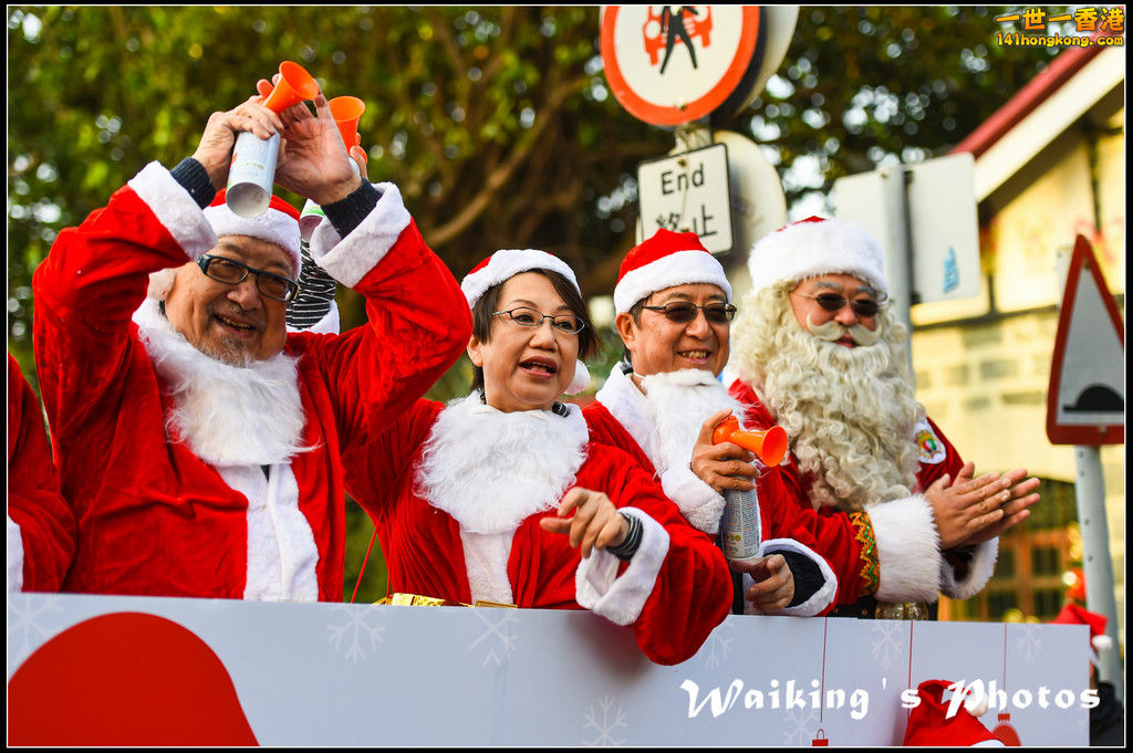 141214 Santa Run - 0020.jpg