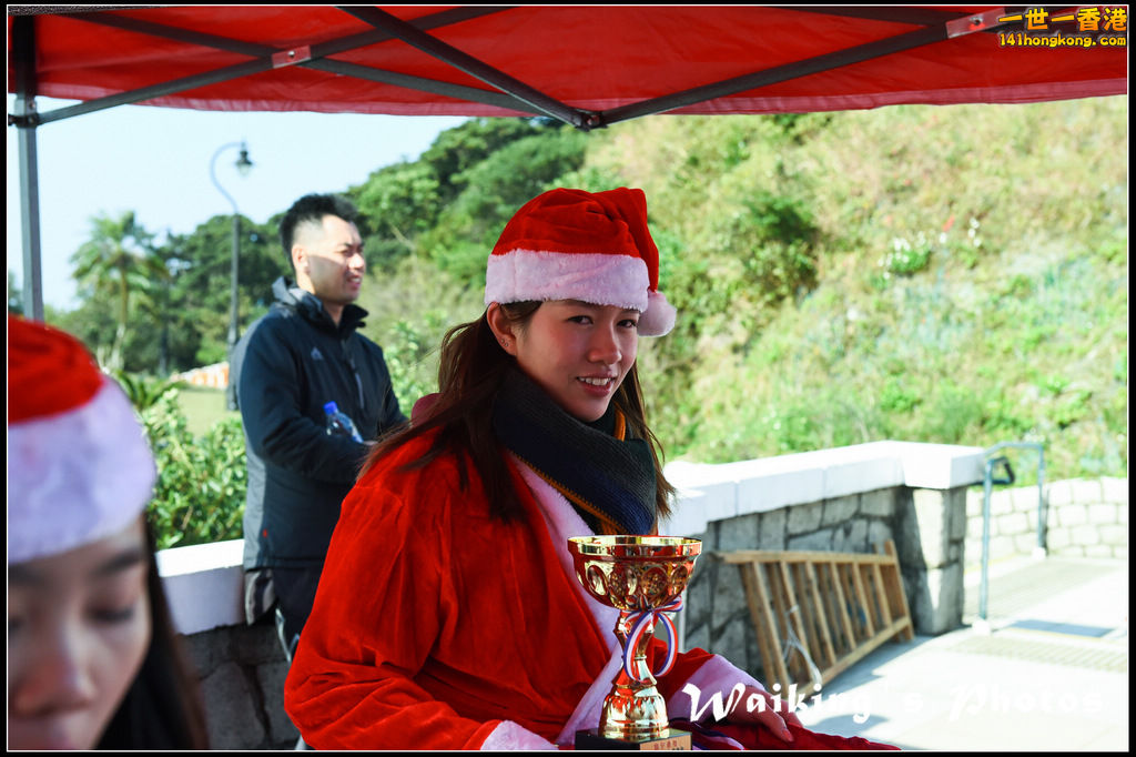 141214 Santa Run - 0239.jpg