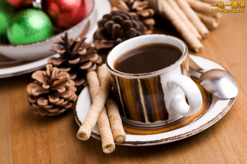 Christmas-coffee-and-wafers.jpg