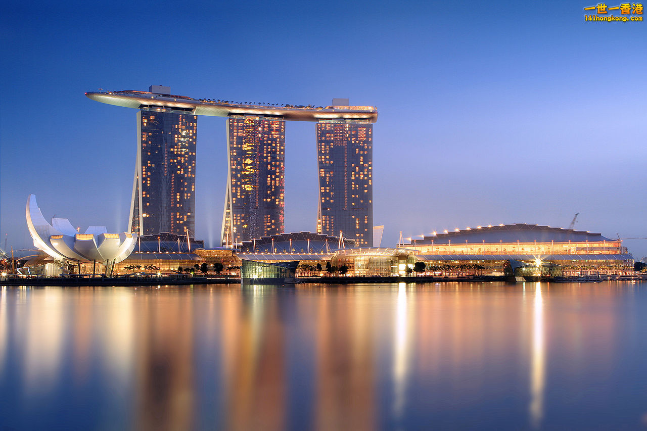 1280px-Marina_Bay_Sands_in_the_evening_-_20101120.jpg