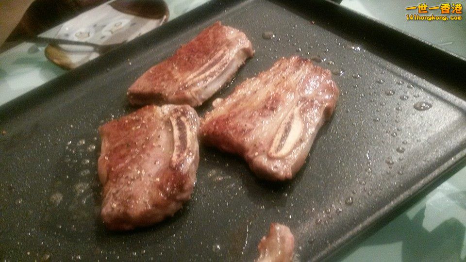 食牛仔骨.jpg