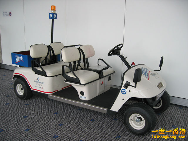 機場車.JPG