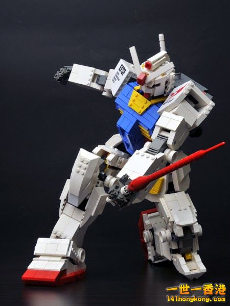 4-Rx-78-2-Gundam-Lego-Custom-4.jpg