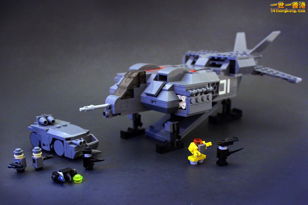 6-Lego-Aliens-Custom-1.jpg