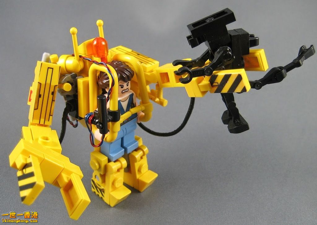 8-Aliens-Power-Loader-Lego-Custom-1.jpg