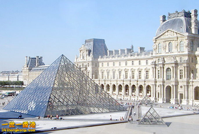 Louvre.jpg