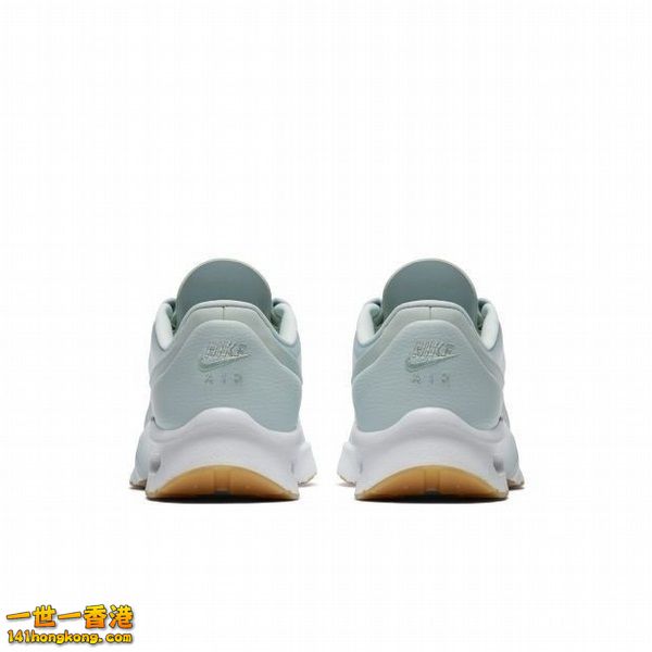 Nike 4.jpg