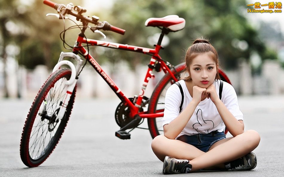 Lovely-Girl-With-Cycle-HD-Wallpaper 950.jpg