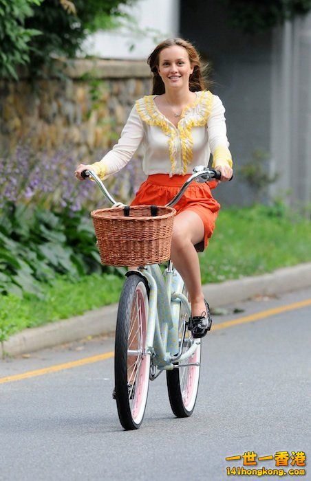 Girl-On-Bicycle-17 (1).jpg