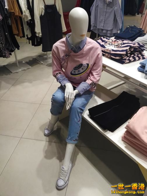 003b.jpg