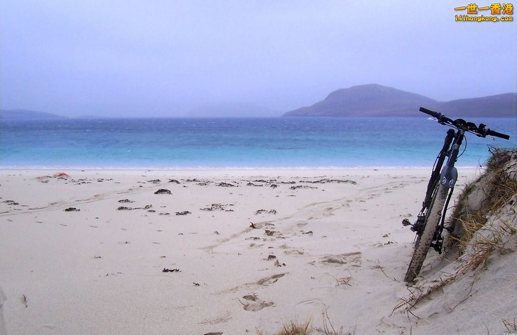 14283-landscape-beach-ocean-sand-bike..jpg