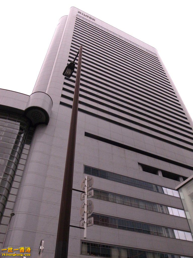 5841863631_eef83b299f_oOsaka Hilton.jpg