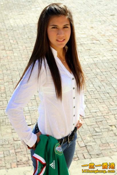 7f5a75ea390d043d3c32b5bb8c468d01--beautiful-women.jpg