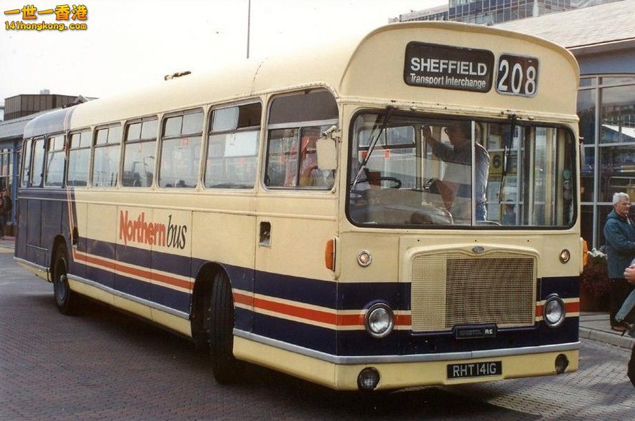 Ex Bristol Omnibus' RELL6L 1092, RHT 141G seen here on the 208 route at Sh.jpg