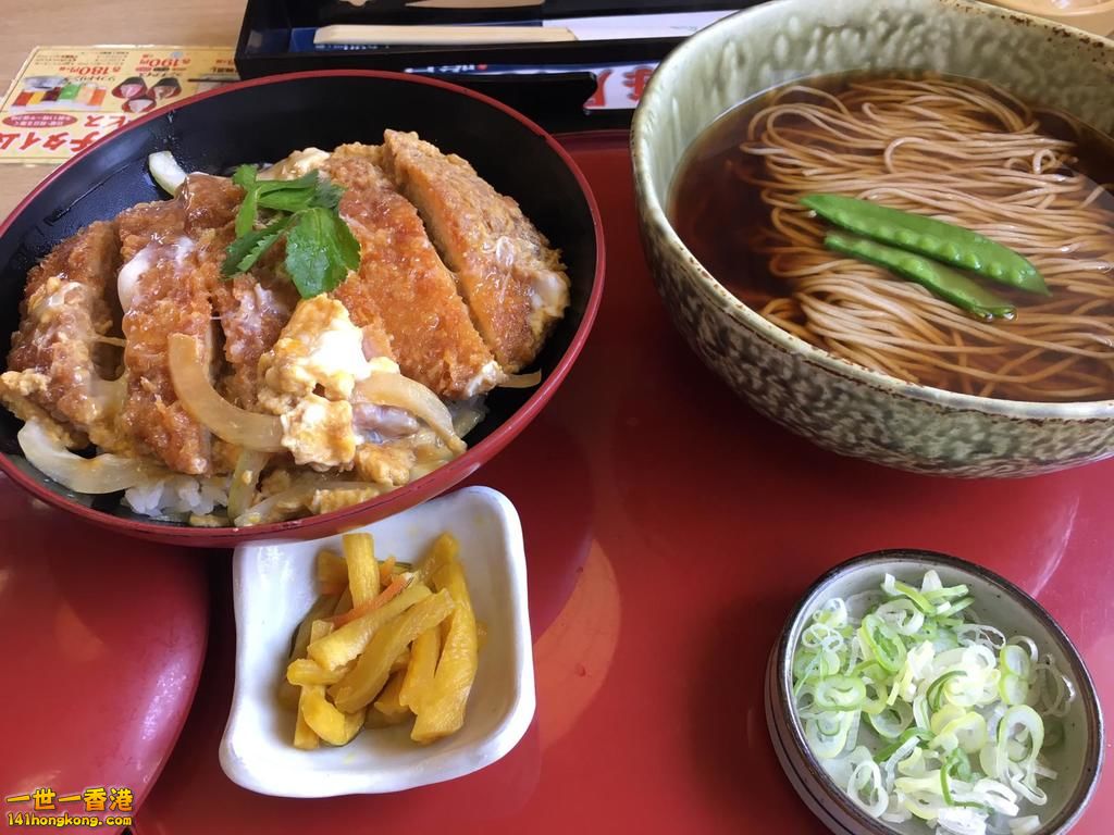 猪扒飯 + 簥麥麵.jpg