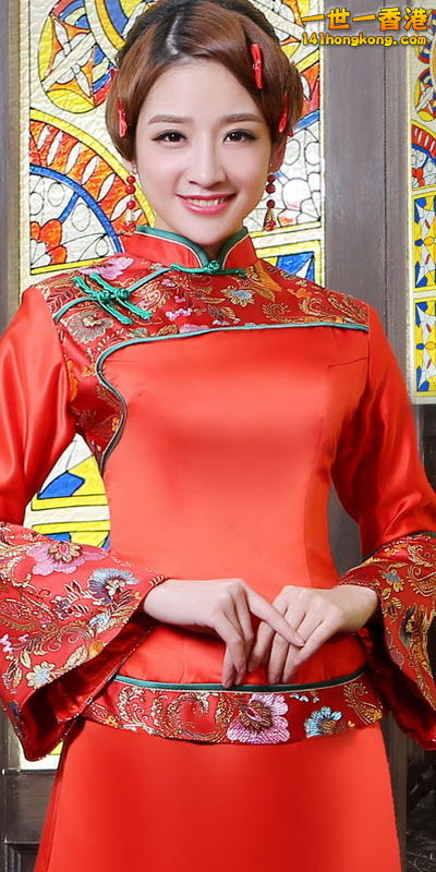 Red-silk-bride-wedding-cheongsam.jpg