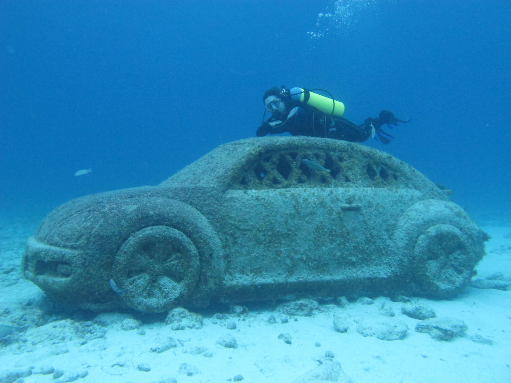 Scuba-Diving-Isla-Mujeres-MUSA-CareyDiveCenter-9.jpg