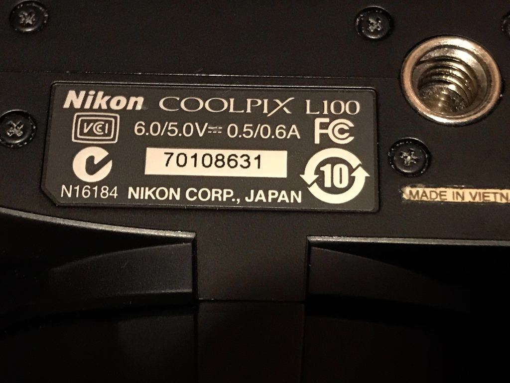 Nikon Coolpix L100 03.jpg