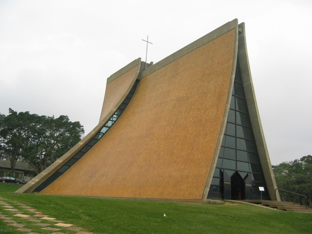 The_Luce_Chapel_2.jpg