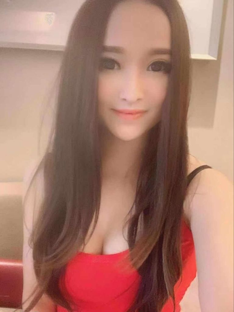 855210750_200001.jpg
