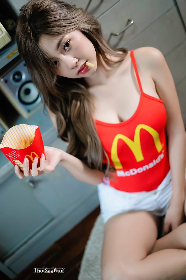 《麥當勞女孩》3.jpg