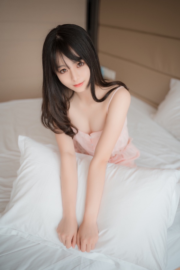 穿睡衣的女友 (27)_copy_600x900.jpg