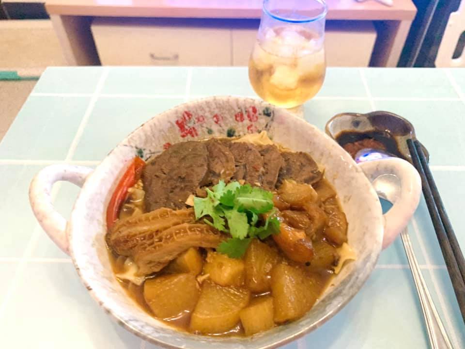 自製台灣牛肉麵.jpg