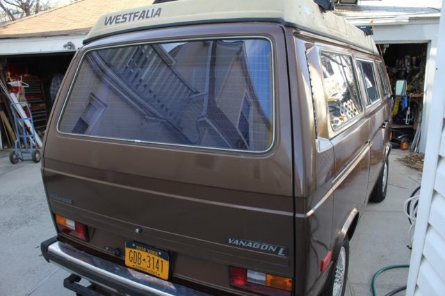 1982-volkwagen-westfalia-vanagon.jpg