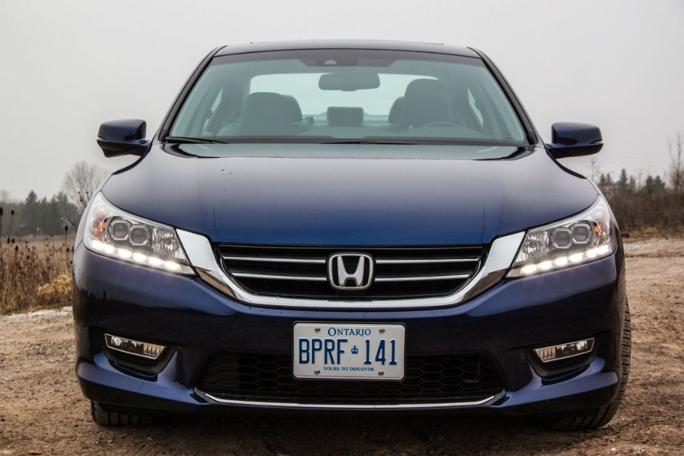 2013-Honda-Accord-V6-Touring.jpg