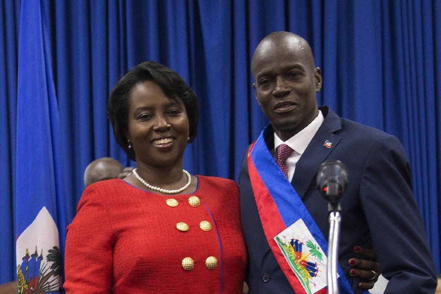 President Jovenel Moise (R) poses with his wife Martine Marie Etienne Joseph (L),.jpg