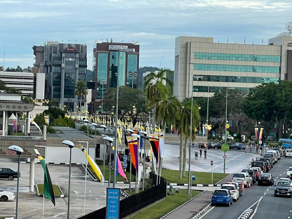 Brunei Darussalam   203683_3012n.jpg