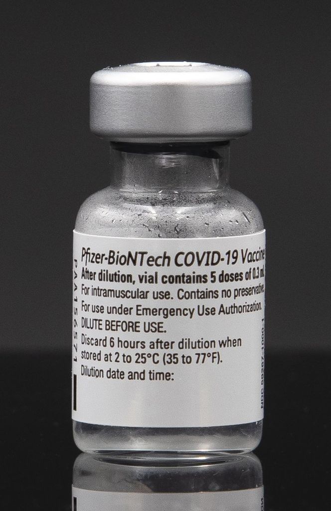 Covid19_vaccine_biontech_pfizer_3.jpg