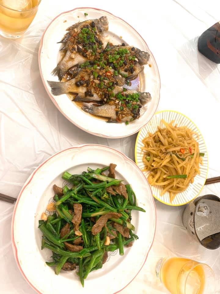 1豉汁蒸太陽魚，芥蘭炒牛肉，醋溜土豆絲.jpg