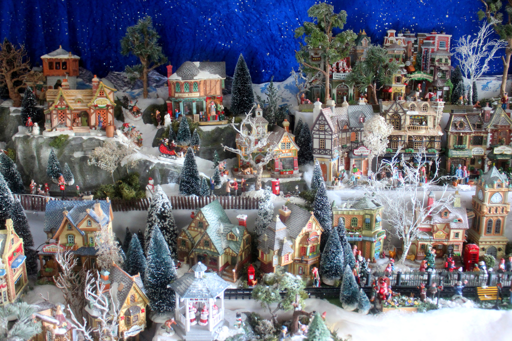 253399-2121x1414-Primary_Christmas_Village.jpg