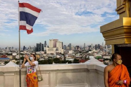 thailand-buddhism-temple-104115_0-e1641226882228.jpg