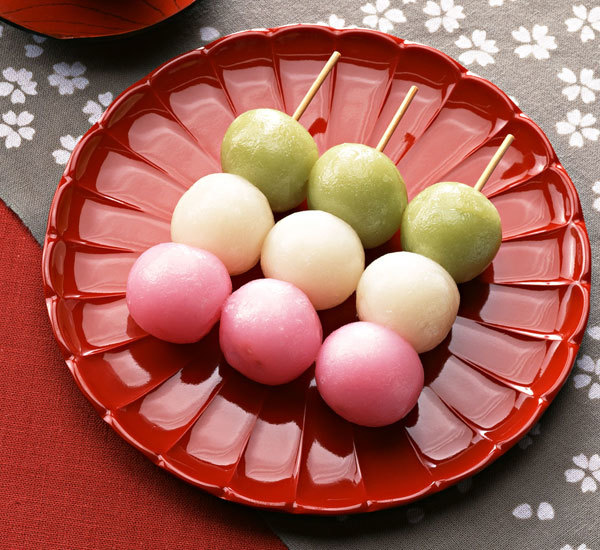 693-three-colour-dango.jpg