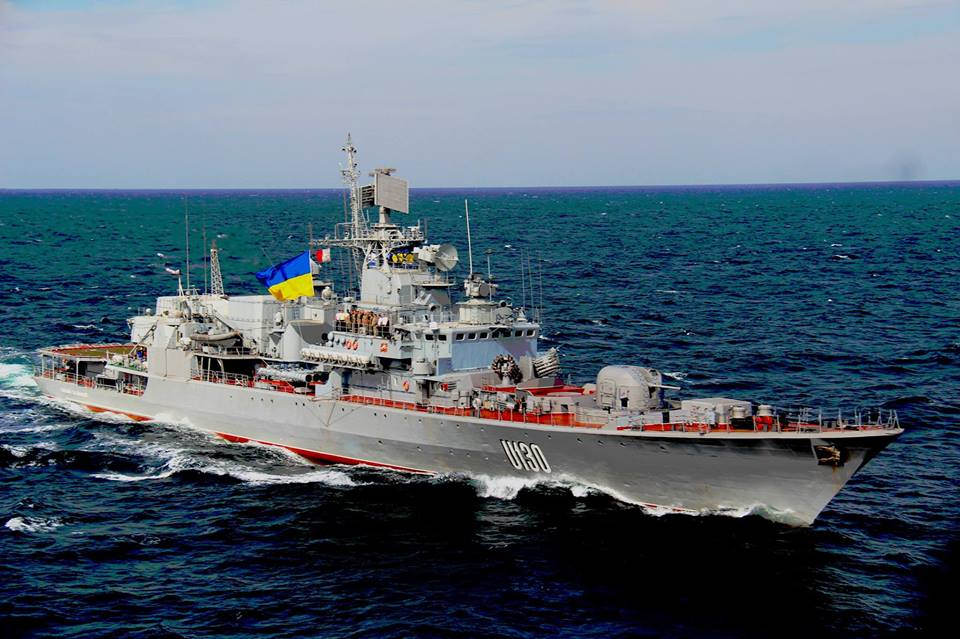 Ukrainian_navy_frigate_Hetman_Sahaydachniy_26743398421.jpg