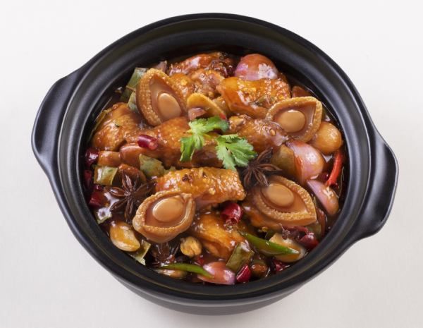 hk_recipes_600_hot-and-spicy-chicken-pot-with-abalone.jpg