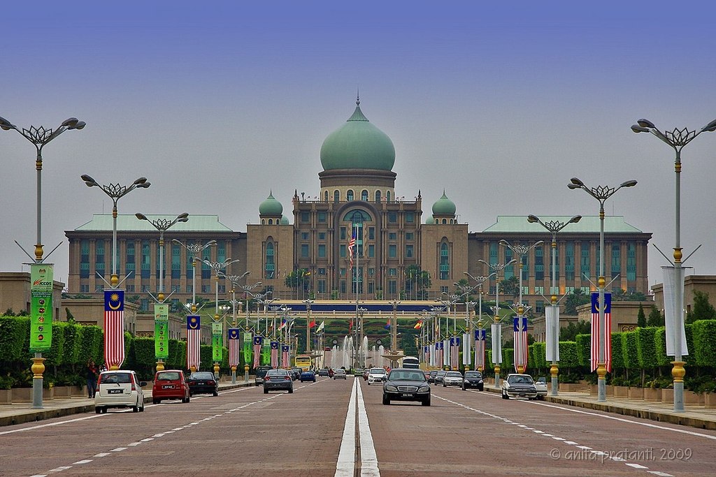 Perdana_Putra_Putrajaya.jpg